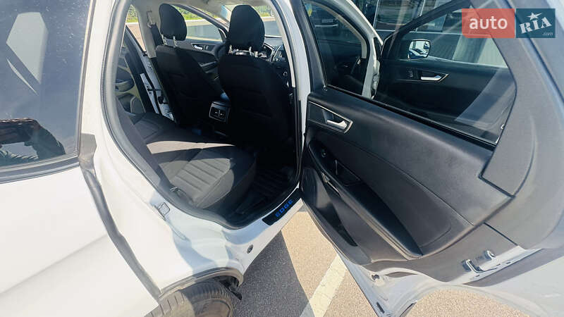 Внедорожник / Кроссовер Ford Edge 2018 в Киеве