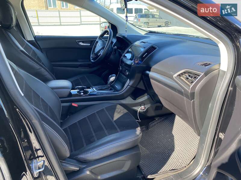 Внедорожник / Кроссовер Ford Edge 2018 в Городке