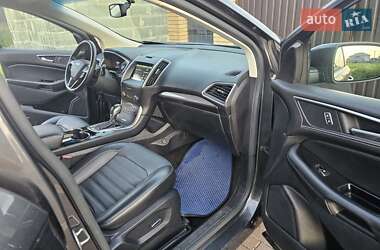 Позашляховик / Кросовер Ford Edge 2015 в 