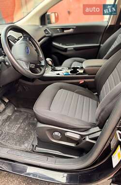 Внедорожник / Кроссовер Ford Edge 2018 в 