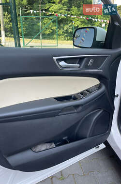 Внедорожник / Кроссовер Ford Edge 2018 в 