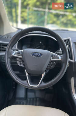 Внедорожник / Кроссовер Ford Edge 2018 в 