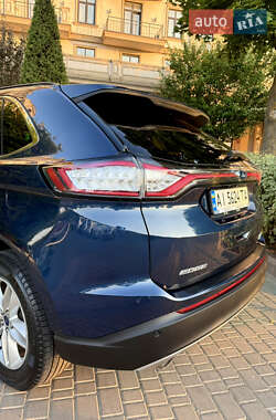 Внедорожник / Кроссовер Ford Edge 2017 в 