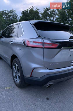 Внедорожник / Кроссовер Ford Edge 2020 в 