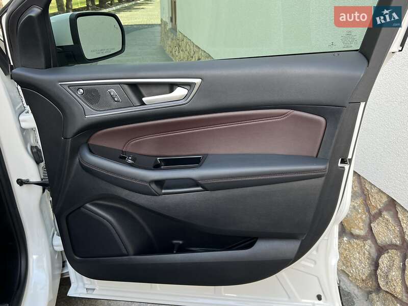 Позашляховик / Кросовер Ford Edge 2020 в Рівному