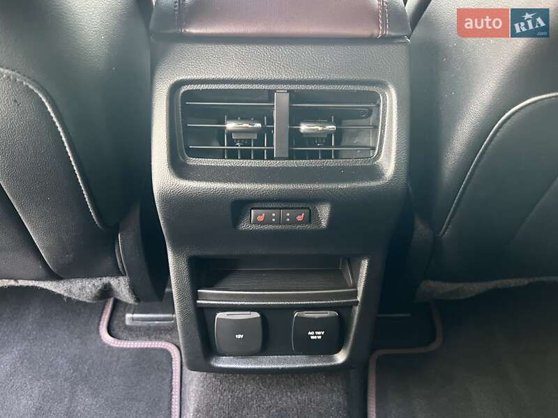 Позашляховик / Кросовер Ford Edge 2020 в Рівному