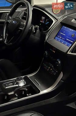 Внедорожник / Кроссовер Ford Edge 2019 в 