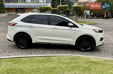 Внедорожник / Кроссовер Ford Edge 2020 в 