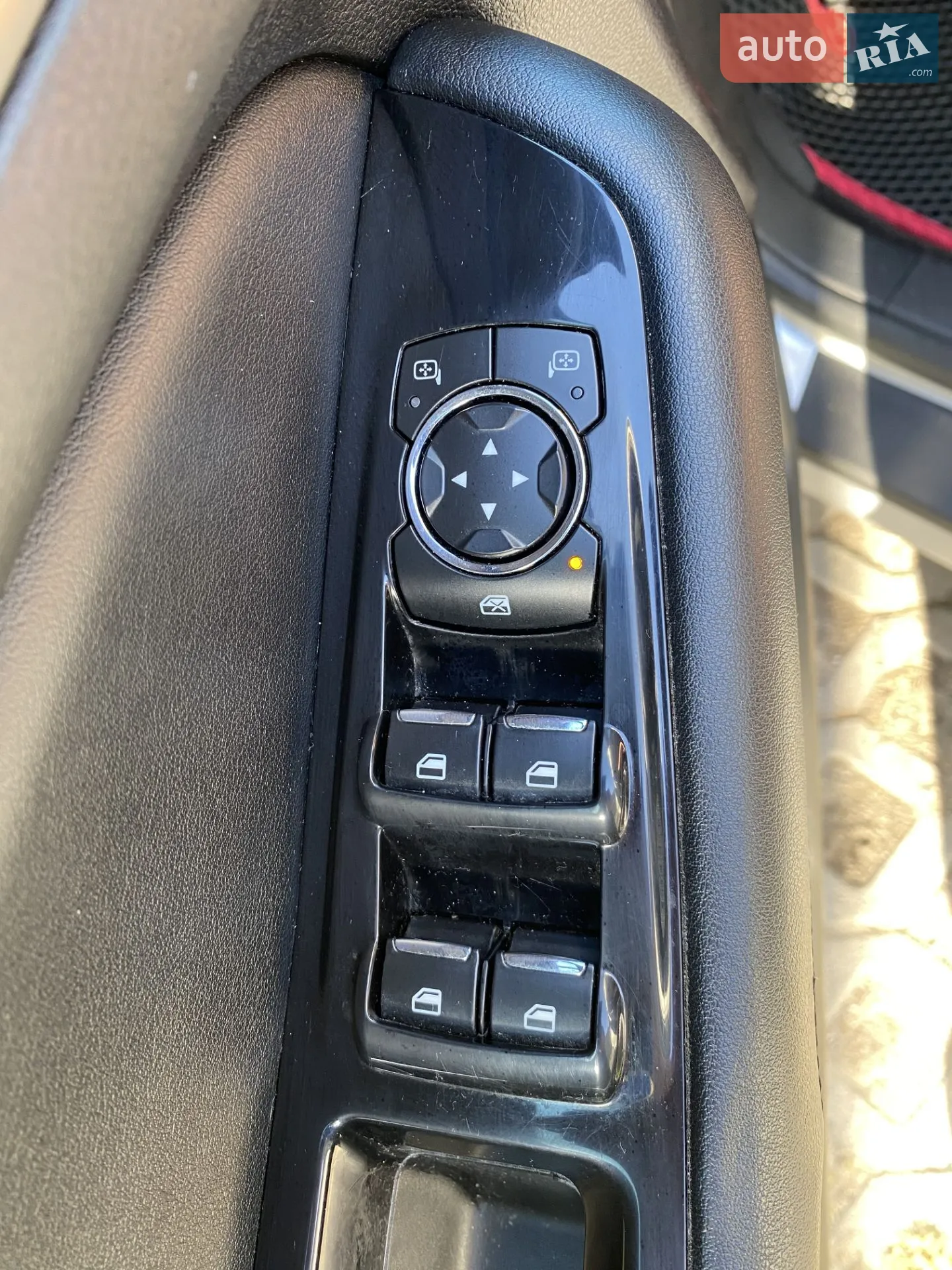 2016 Ford Edge - мініатюра 8