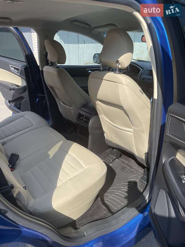 Позашляховик / Кросовер Ford Edge 2018 в Києві