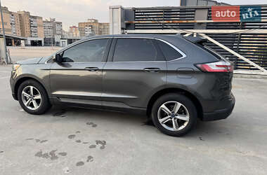 Внедорожник / Кроссовер Ford Edge 2019 в 