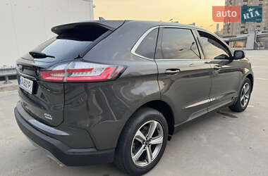 Внедорожник / Кроссовер Ford Edge 2019 в 