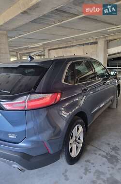Внедорожник / Кроссовер Ford Edge 2019 в 