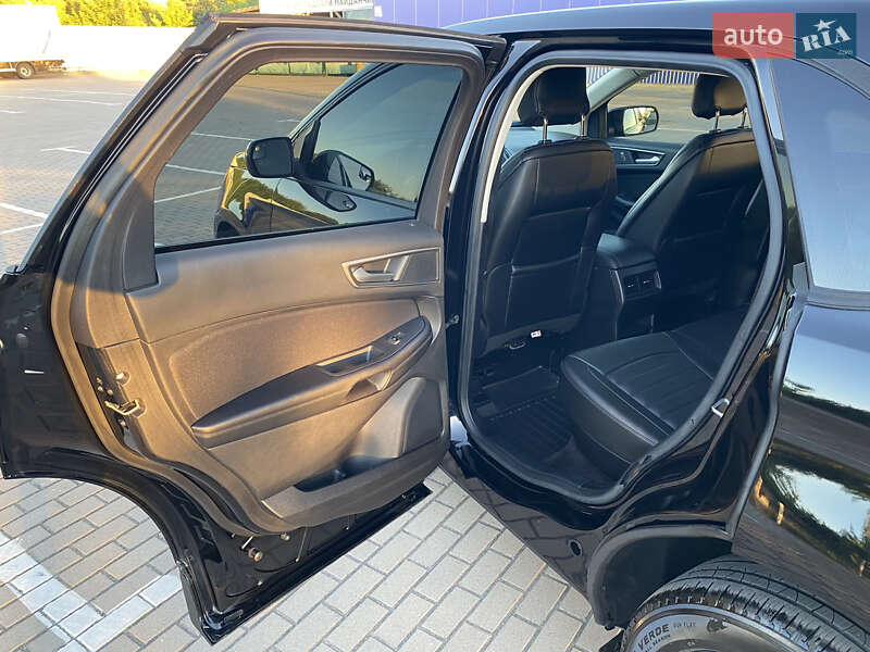 Позашляховик / Кросовер Ford Edge 2016 в Дубні