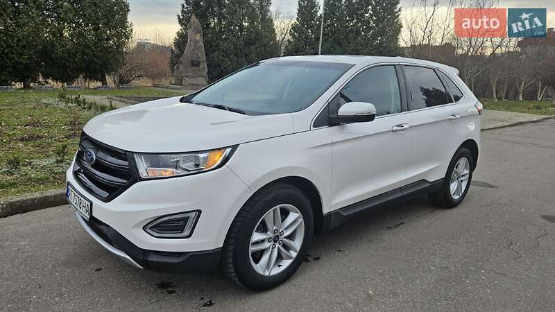 Внедорожник / Кроссовер Ford Edge 2018 в 