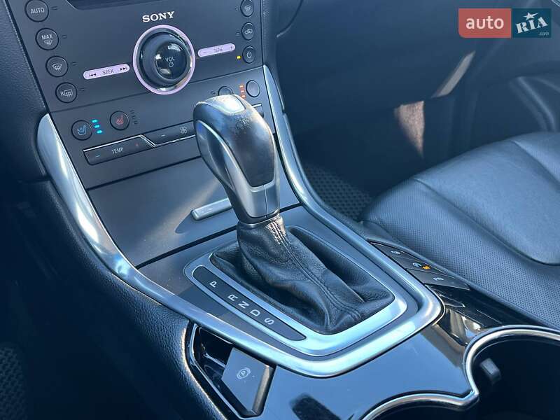Позашляховик / Кросовер Ford Edge 2016 в Києві