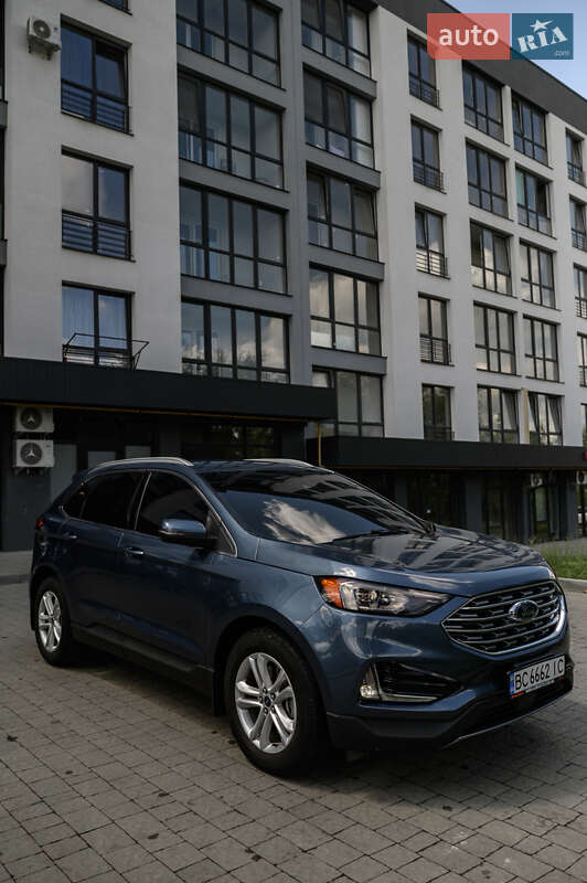 Внедорожник / Кроссовер Ford Edge 2018 в Новояворовске