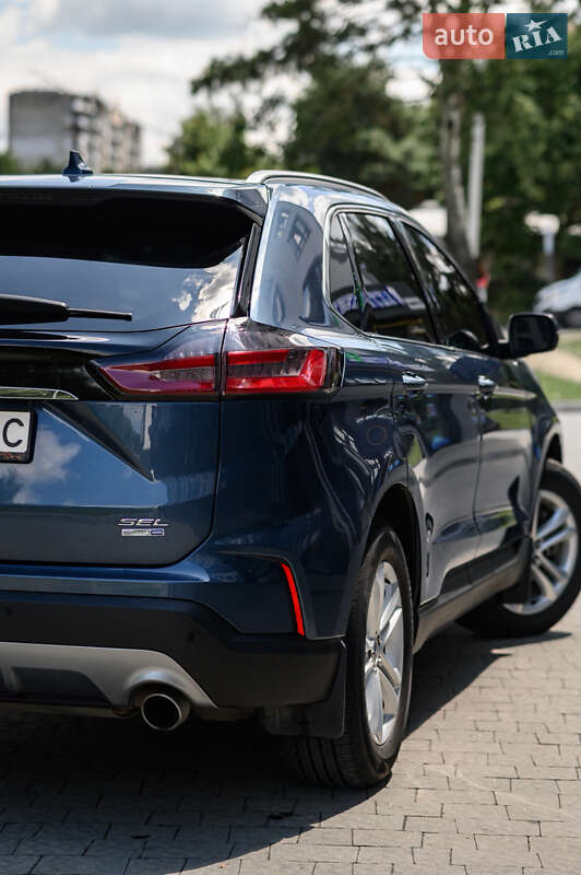 Внедорожник / Кроссовер Ford Edge 2018 в Новояворовске