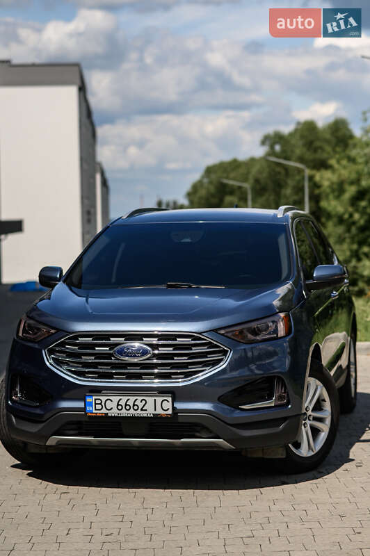 Внедорожник / Кроссовер Ford Edge 2018 в Новояворовске