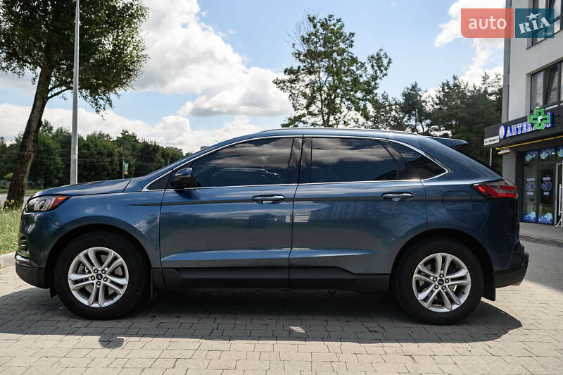 Внедорожник / Кроссовер Ford Edge 2018 в Новояворовске
