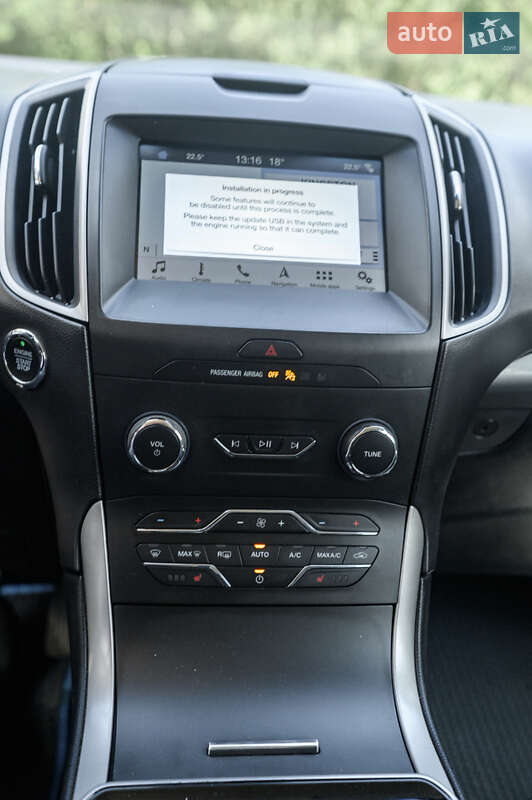 Внедорожник / Кроссовер Ford Edge 2018 в Новояворовске