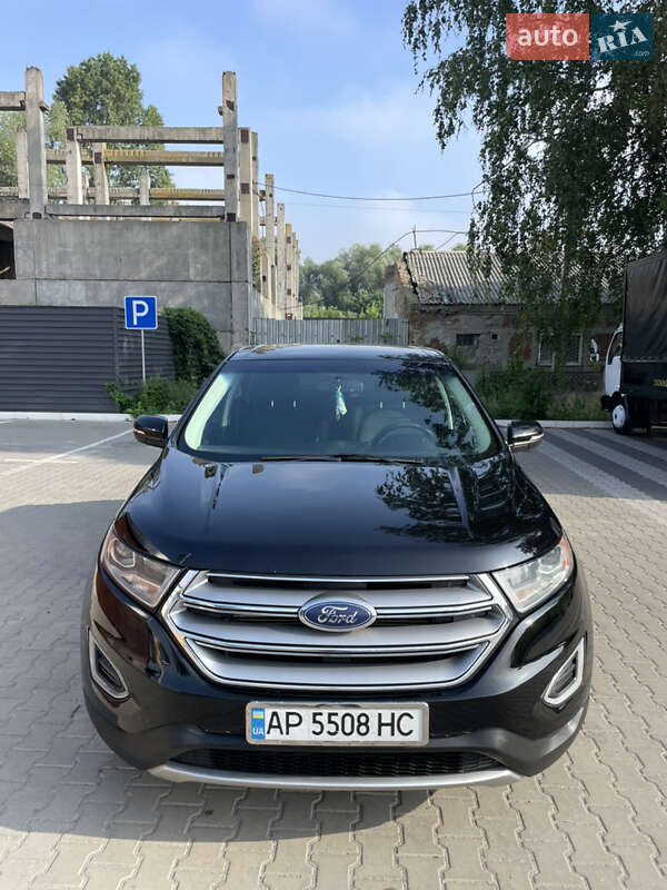 Внедорожник / Кроссовер Ford Edge 2017 в 