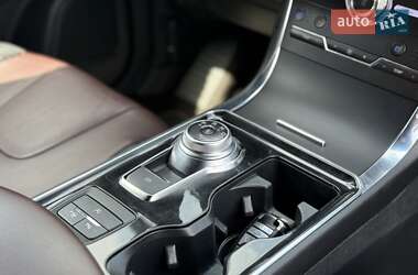 Внедорожник / Кроссовер Ford Edge 2020 в 