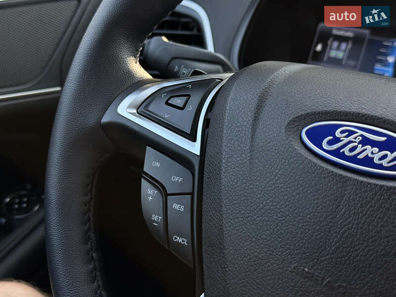 Внедорожник / Кроссовер Ford Edge 2023 в Николаеве