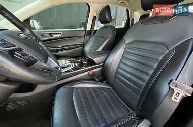 Позашляховик / Кросовер Ford Edge 2017 в 