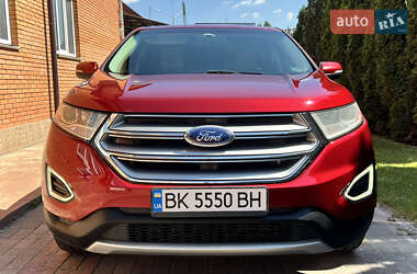 Внедорожник / Кроссовер Ford Edge 2016 в 