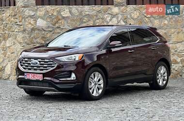Позашляховик / Кросовер Ford Edge 2022 в 