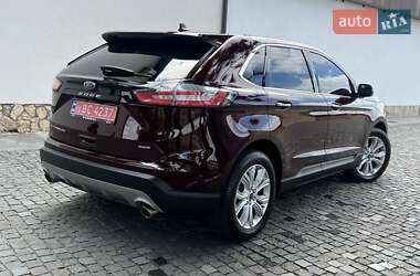 Позашляховик / Кросовер Ford Edge 2022 в 