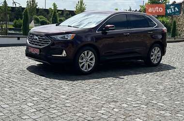 Позашляховик / Кросовер Ford Edge 2022 в 