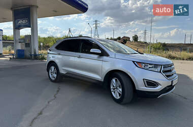 Внедорожник / Кроссовер Ford Edge 2017 в 