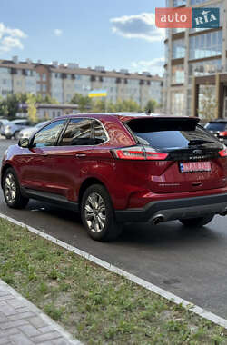 Внедорожник / Кроссовер Ford Edge 2022 в 