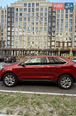 Внедорожник / Кроссовер Ford Edge 2022 в 