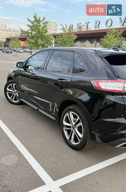 Внедорожник / Кроссовер Ford Edge 2018 в 