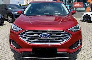 Внедорожник / Кроссовер Ford Edge 2021 в 