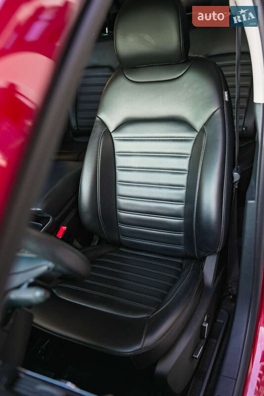 Внедорожник / Кроссовер Ford Edge 2019 в Ивано-Франковске