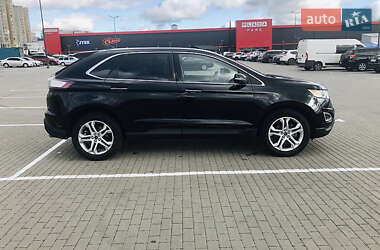 Внедорожник / Кроссовер Ford Edge 2017 в 