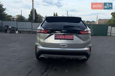 Внедорожник / Кроссовер Ford Edge 2019 в 