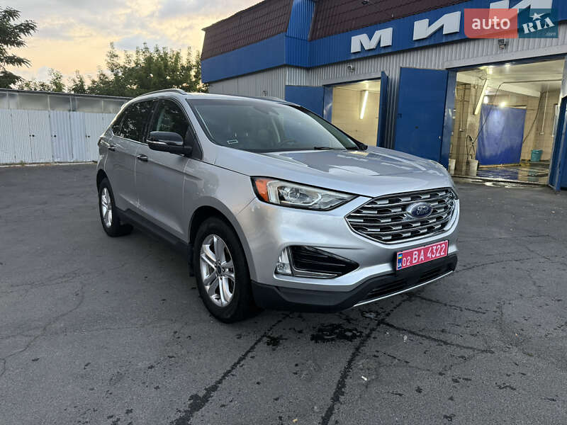 Позашляховик / Кросовер Ford Edge 2019 в Умані