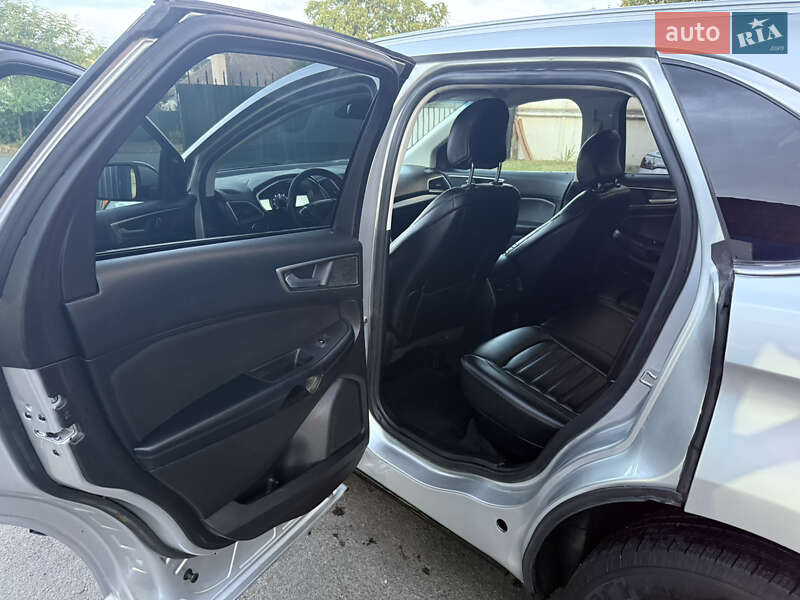 Позашляховик / Кросовер Ford Edge 2019 в Умані
