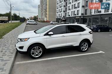 Позашляховик / Кросовер Ford Edge 2018 в 