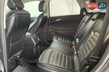 Внедорожник / Кроссовер Ford Edge 2016 в 