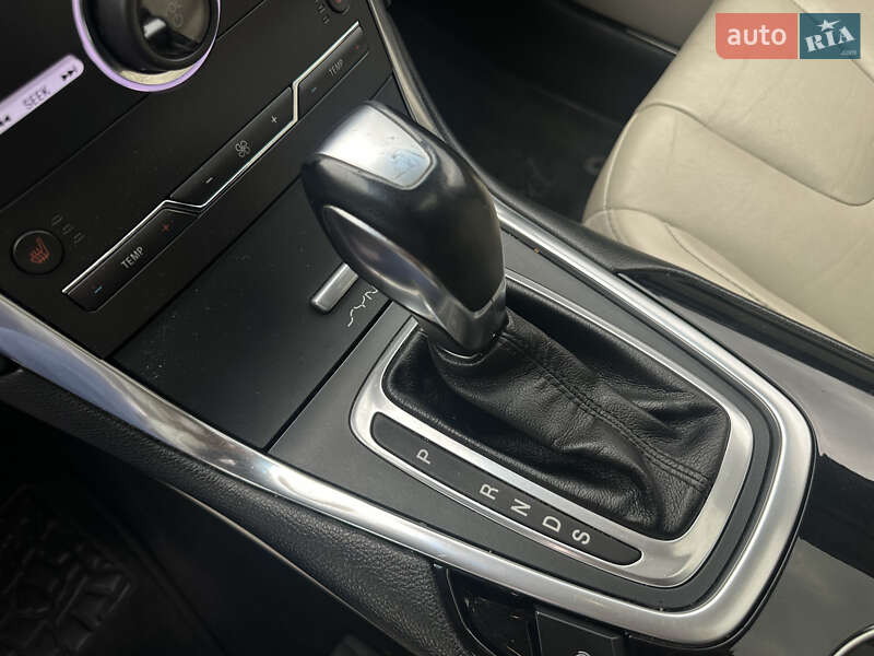 Позашляховик / Кросовер Ford Edge 2016 в Борисполі