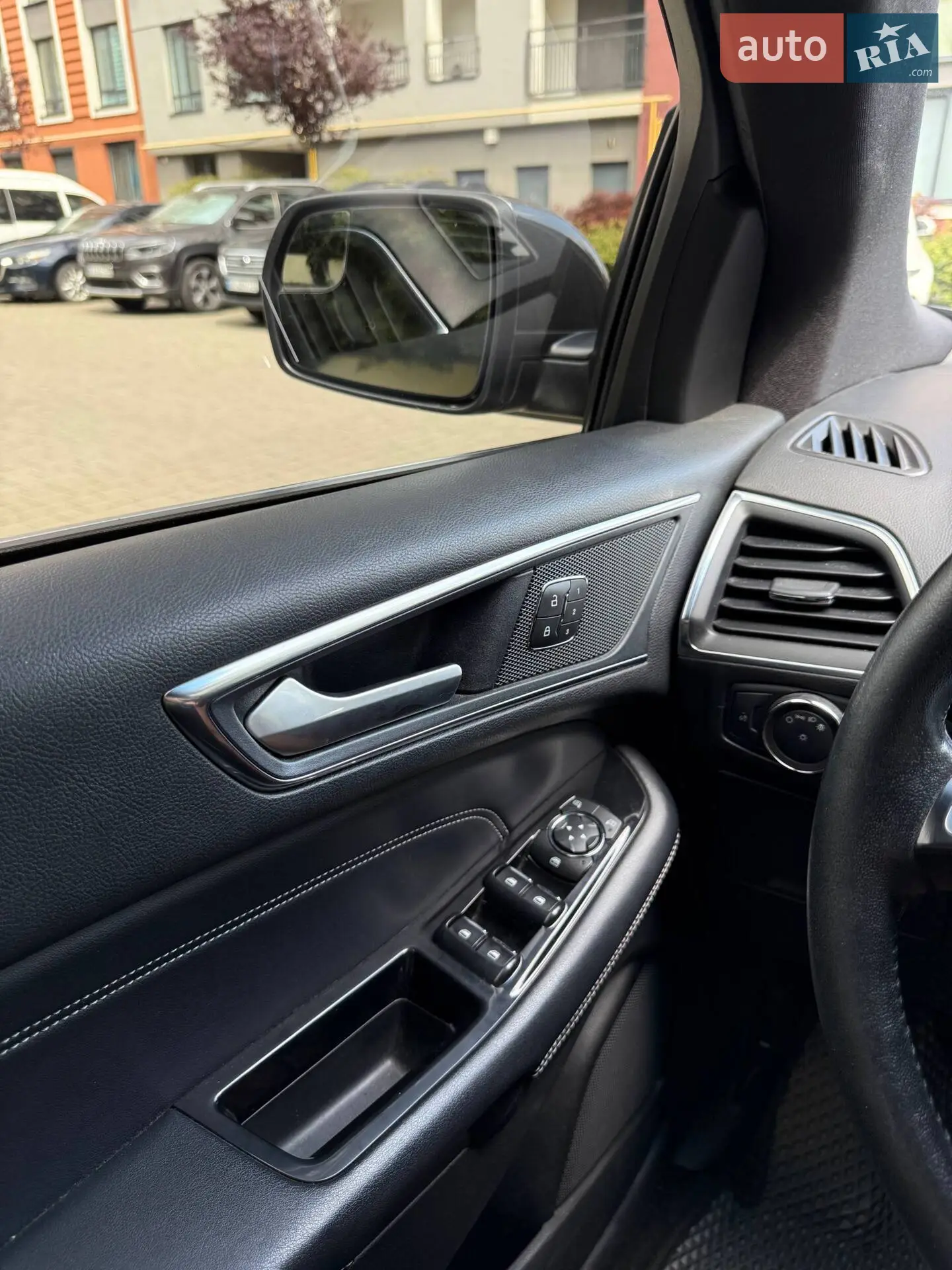 2018 Ford Edge - мініатюра 11