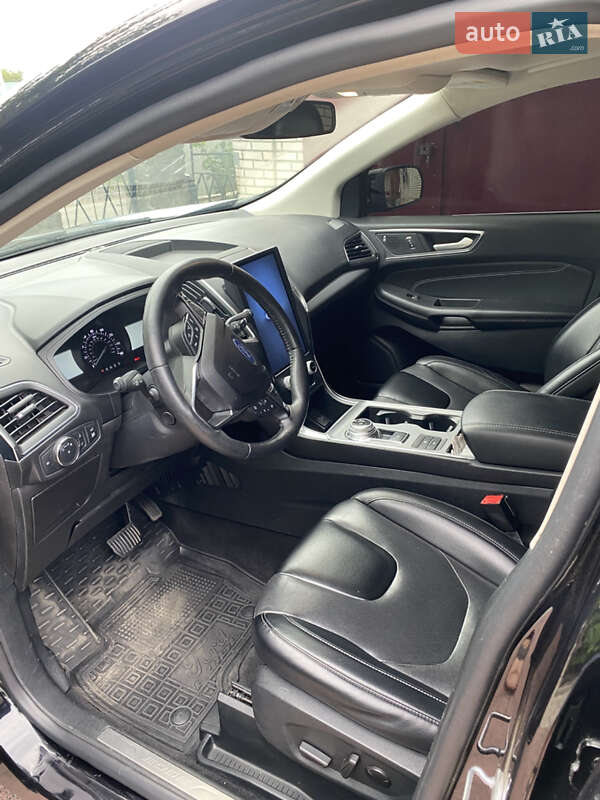 Позашляховик / Кросовер Ford Edge 2021 в Умані