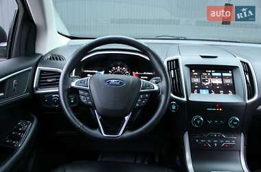 Внедорожник / Кроссовер Ford Edge 2018 в 