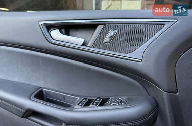 Внедорожник / Кроссовер Ford Edge 2021 в 